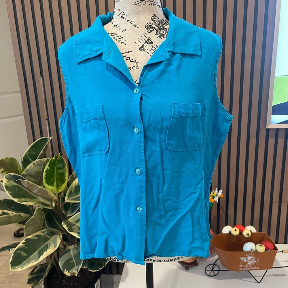 Hunt Club Women's Silk Sleeveless Top, Size 16, Blue Button‎ Front Shirt